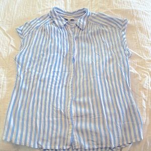 Lightweight striped top